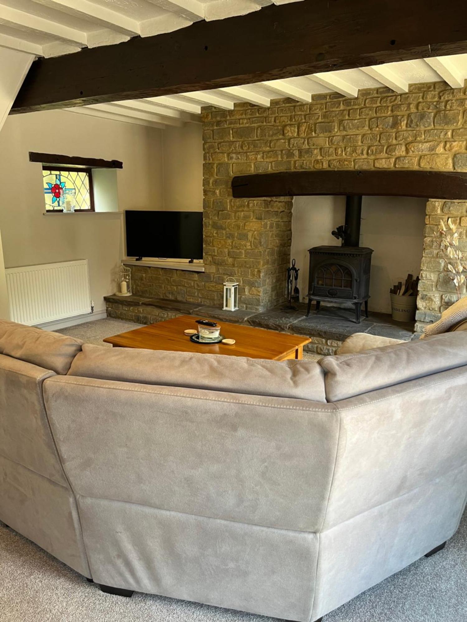 The Old Coach House At Byre House Villa Coalpit Heath Exterior foto